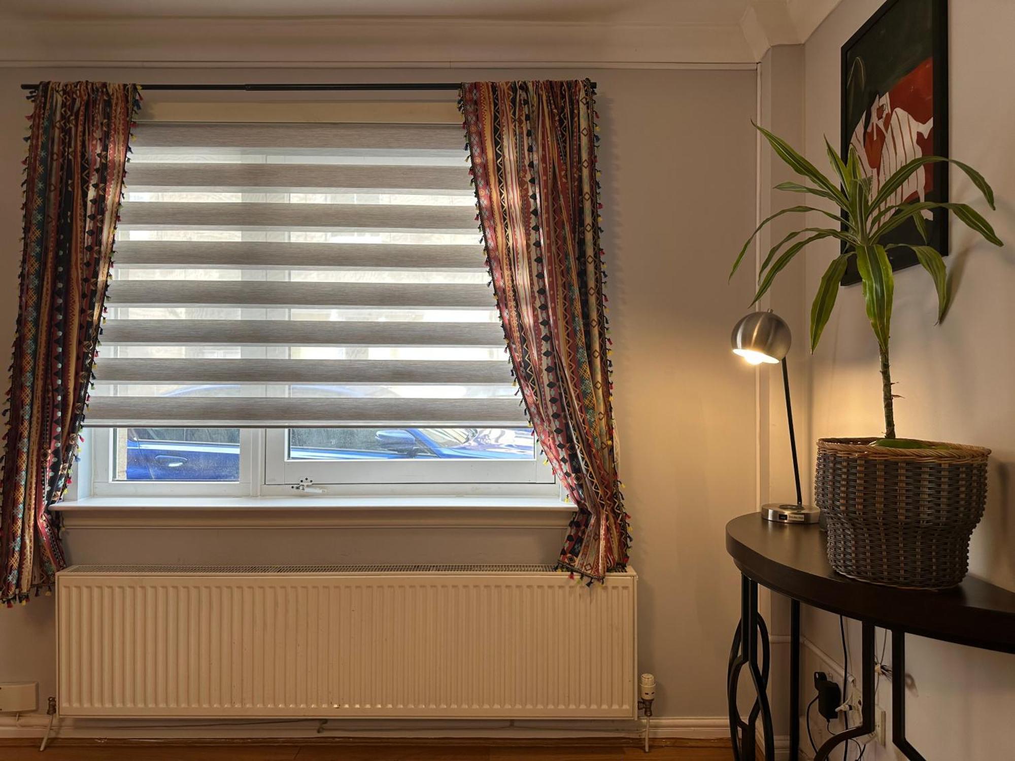 Private Main Door Lovely 2 bedroom apartment EDI Buitenkant foto